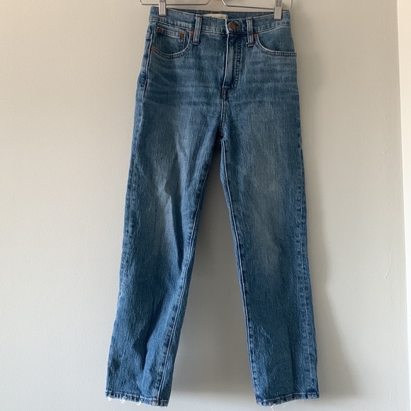 Classic Straight Jeans (fits a bit large) - Picture 8 of 10